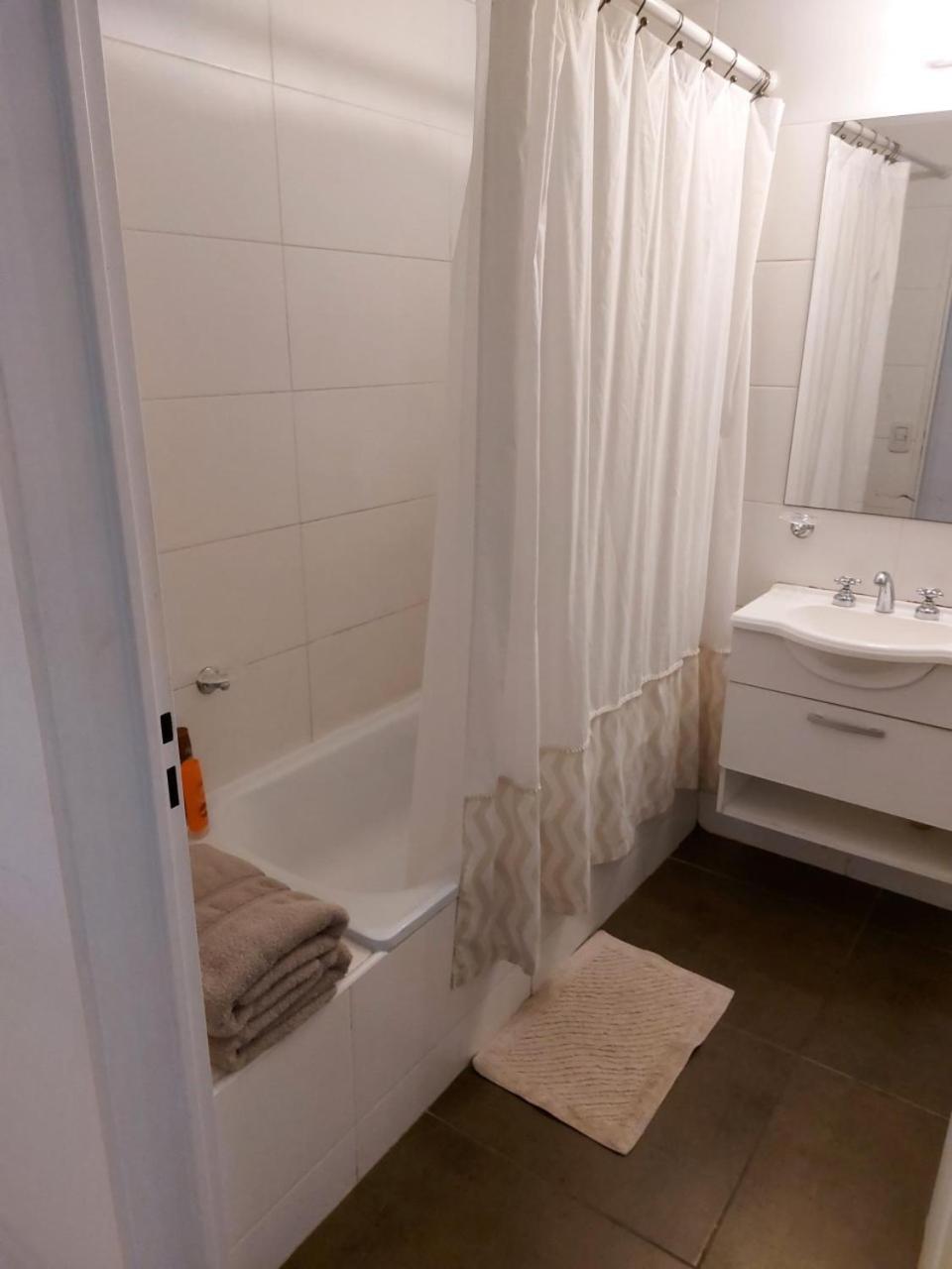 Excelente Departamento, Piso Alto Lägenhet Buenos Aires Exteriör bild